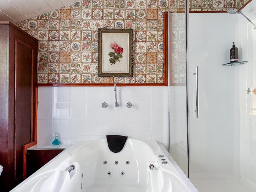 Alice's Cottages Main image